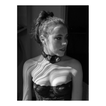 http://rosanaojeda.com/files/gimgs/th-9_92.jpg